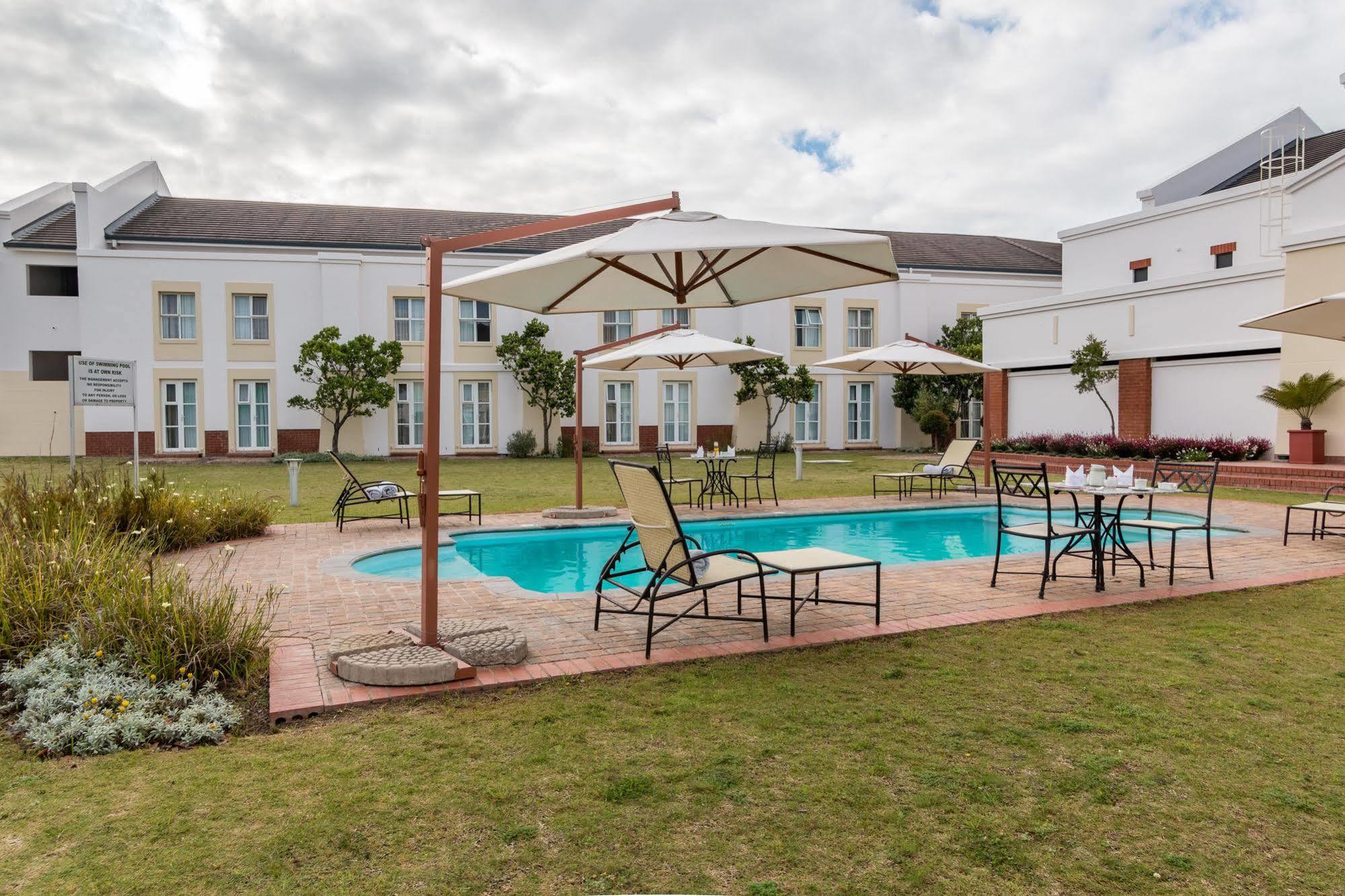 Town Lodge George Εξωτερικό φωτογραφία